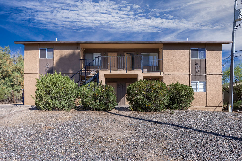 450 Palm Drive - 1
